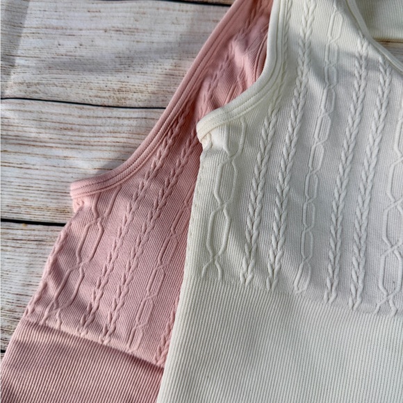 Yogalicious Cream and Pink cable knit sports bra set - Picture 6 of 7